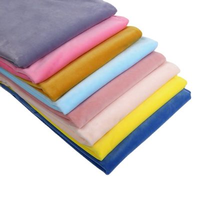 qualité  Wholesale Manufacturer Custom Super Soft Plush Velboa Faux Fur Cloth 1MM Tear-Resistant For Toys Sit usine