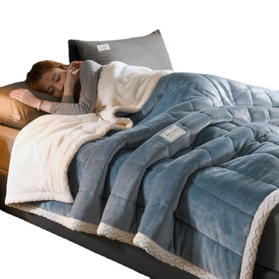 Jacquard Soft Comfortable Thickened Heated Three Layer Double Sided Flannel And Sherpa Blanket For Fall And Winter